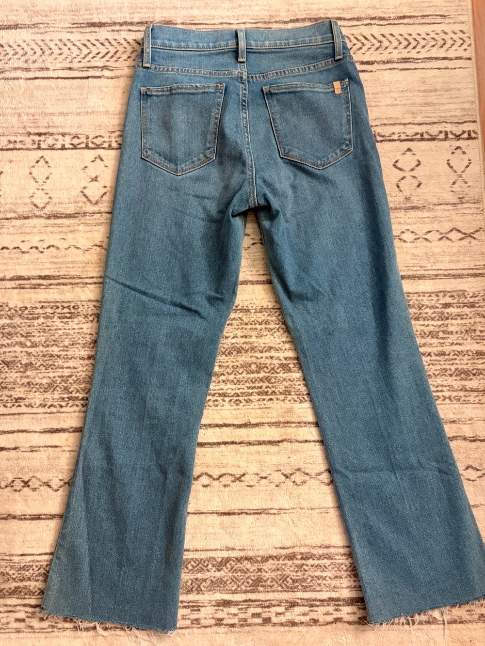 Joe’s Jeans Callie High Rise Cropped Boot Jeans 24 Raw Hem Designer Denim - Picture 7 of 7